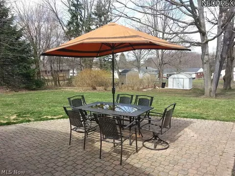 248 Thomas Ave, Munroe Falls, OH 44262 photo 2