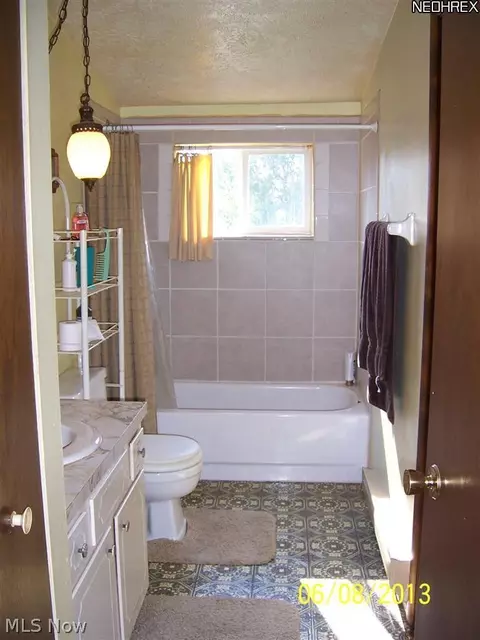 149 Valley Forge Cir, Elyria, OH 44035 photo 11