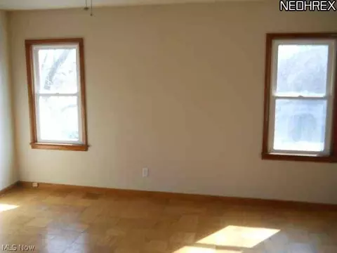 237 E 266 St, Euclid, OH 44132 photo 8