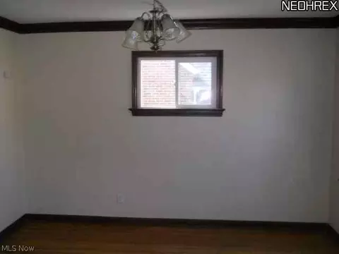 237 E 266 St, Euclid, OH 44132 photo 4