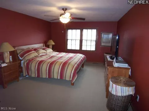237 N River Rd, Munroe Falls, OH 44262 photo 9