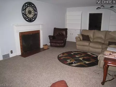 3506 Darlington Rd NW, Canton, OH 44708 photo 2