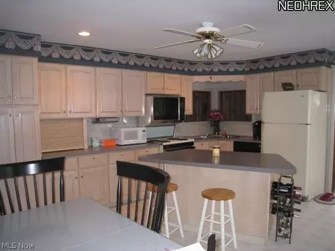 3506 Darlington Rd NW, Canton, OH 44708 photo 4