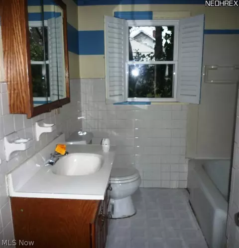 159 Summit St, Wadsworth, OH 44281 photo 9