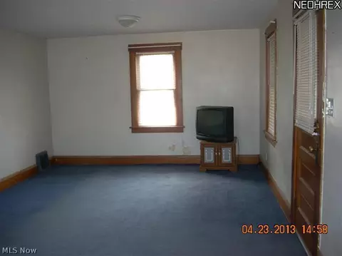 37224 Code Ave, Willoughby, OH 44094 photo 8