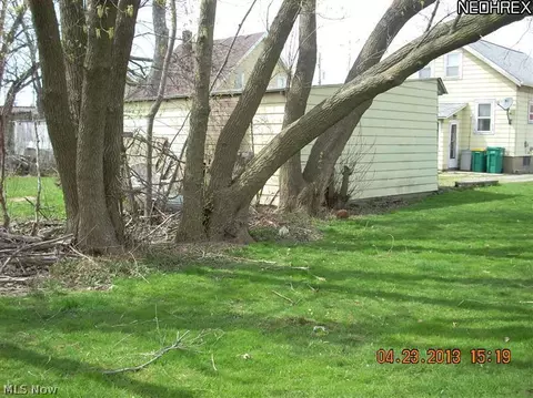37224 Code Ave, Willoughby, OH 44094 photo 23