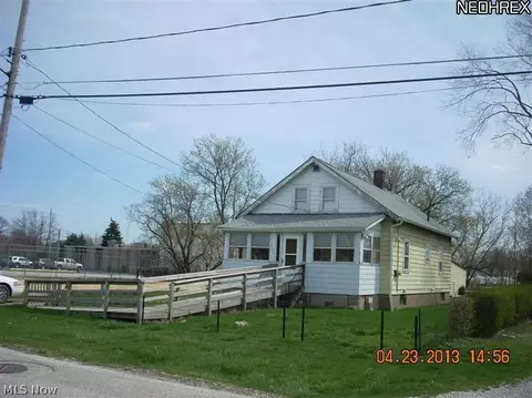 37224 Code Ave, Willoughby, OH 44094 photo 3