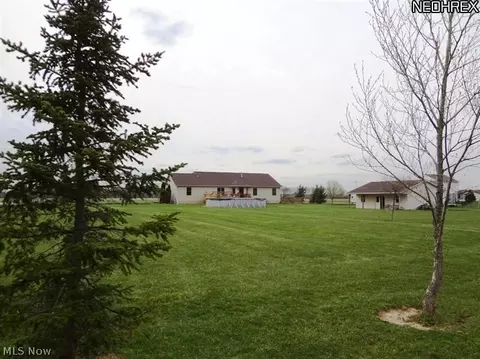 16855 Wheeler Rd, Lagrange, OH 44050 photo 4