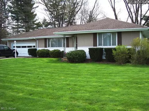 33700 Arthur Rd, Solon, OH 44139 photo 1