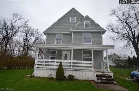 4910 Topper Ave, Ashtabula, OH 44004 photo 1