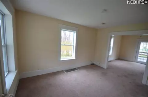 4910 Topper Ave, Ashtabula, OH 44004 photo 3