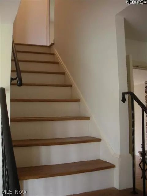 35605 Solon Rd, Solon, OH 44139 photo 12