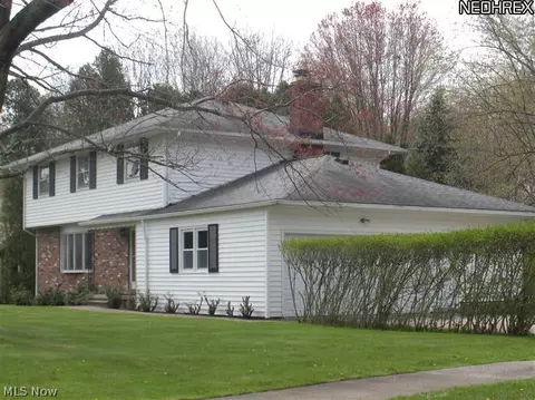 35605 Solon Rd, Solon, OH 44139 photo 2