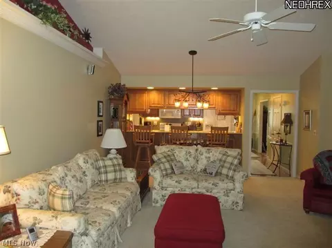 2102 Lakefield Dr, Huron, OH 44839 photo 5