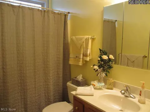 2102 Lakefield Dr, Huron, OH 44839 photo 10