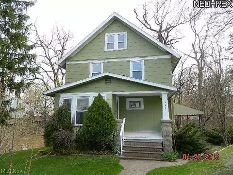 407 Blaine St, Elyria, OH 44035 photo 1