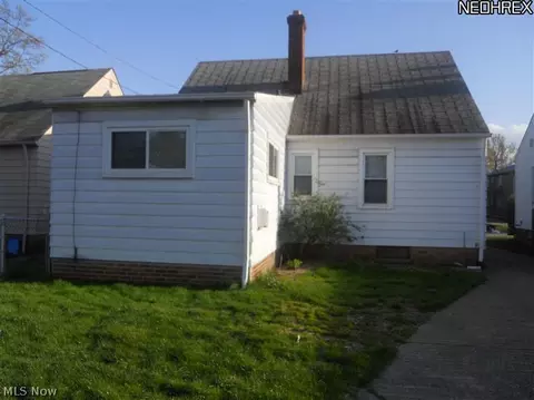 6510 Forest Ave, Parma, OH 44129 photo 9