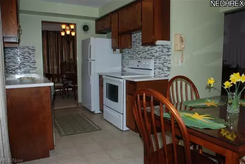 2219 Augustine Dr, Parma, OH 44134 photo 8