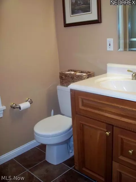 6240 Hiram Ave, Ashtabula, OH 44004 photo 22