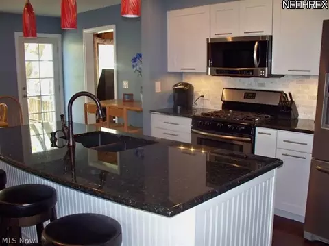 6240 Hiram Ave, Ashtabula, OH 44004 photo 8