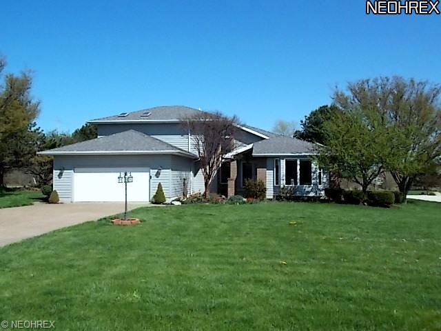 3802 Willow Creek Rd, Huron, OH 44839 photo 1
