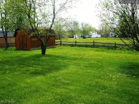 502 Bayberry Dr, Elyria, OH 44035 photo 18