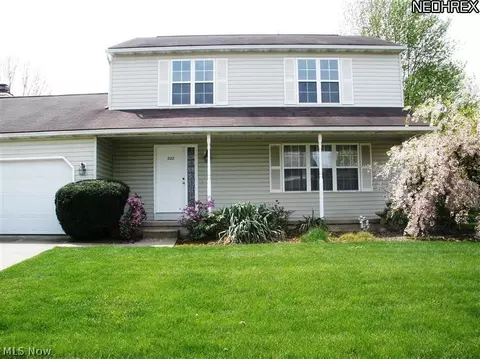 502 Bayberry Dr, Elyria, OH 44035 photo 1