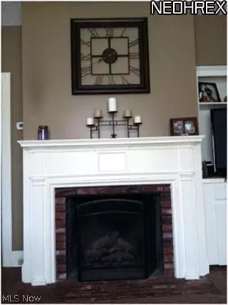 348 Korman Ave NE, Massillon, OH 44646 photo 3