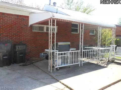 828 Wilder Ave, Elyria, OH 44035 photo 13