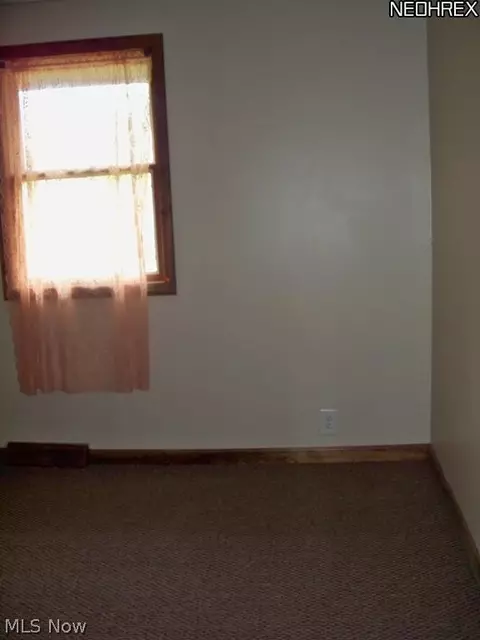 331 Fenton Ave, Conneaut, OH 44030 photo 17