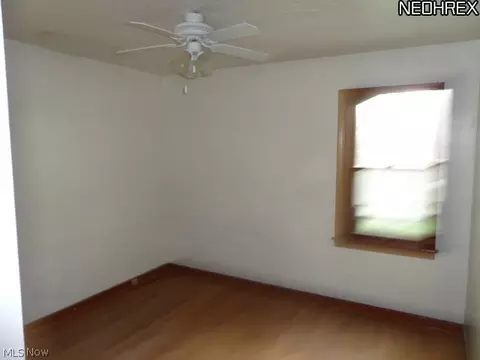 16680 Libby Rd, Maple Heights, OH 44137 photo 8