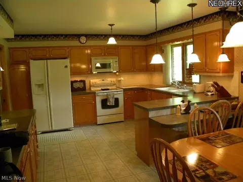 1065 Etter Rd, Suffield, OH 44260 photo 9