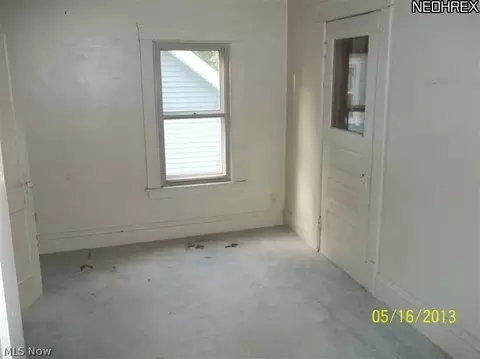 131 Marseilles Ave, Elyria, OH 44035 photo 7