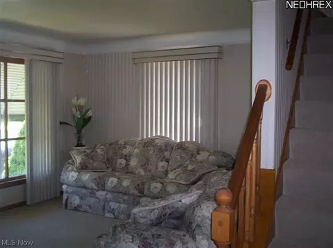 28865 Hazel Ave, Wickliffe, OH 44092 photo 5
