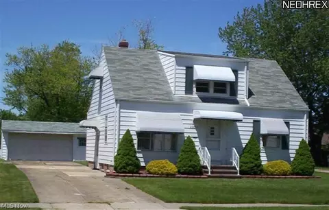 28865 Hazel Ave, Wickliffe, OH 44092 photo 1