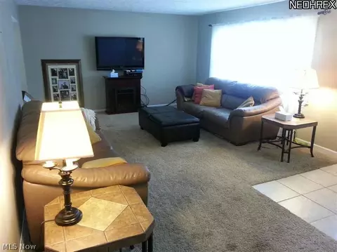 1489 Turnberry Dr, Boardman, OH 44512 photo 3
