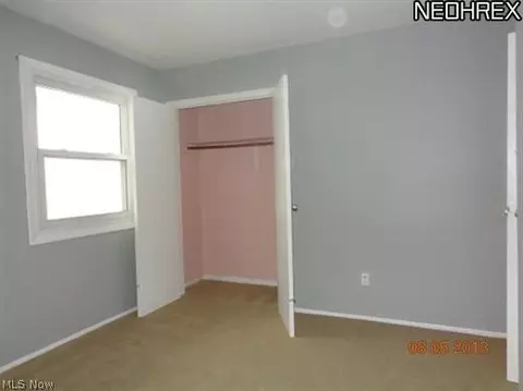 925 Salem Ave, Elyria, OH 44035 photo 9