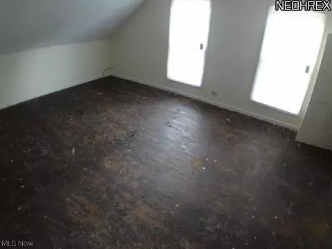 247 8th St, Elyria, OH 44035 photo 15