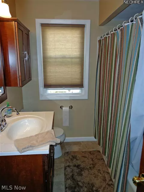 976 Valley Blvd, Elyria, OH 44035 photo 13