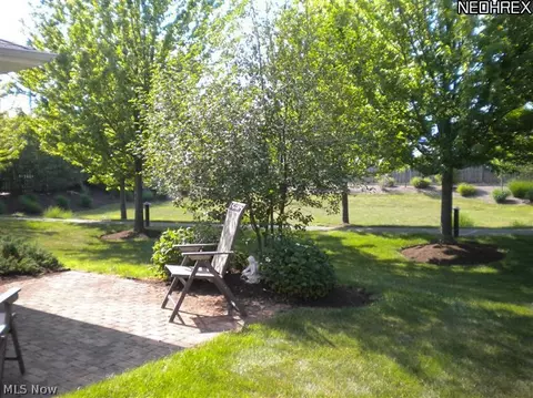125 Legend Trl, Willowick, OH 44095 photo 11