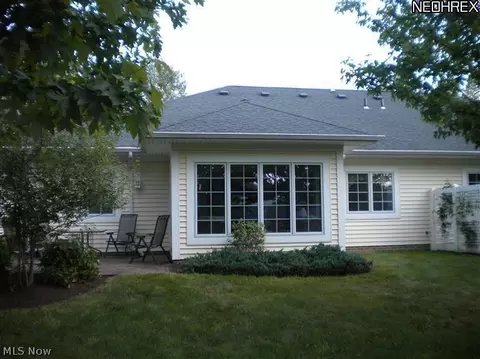 125 Legend Trl, Willowick, OH 44095 photo 12