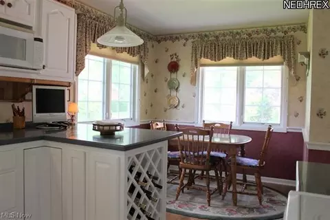 276 Colgate Ave, Elyria, OH 44035 photo 7