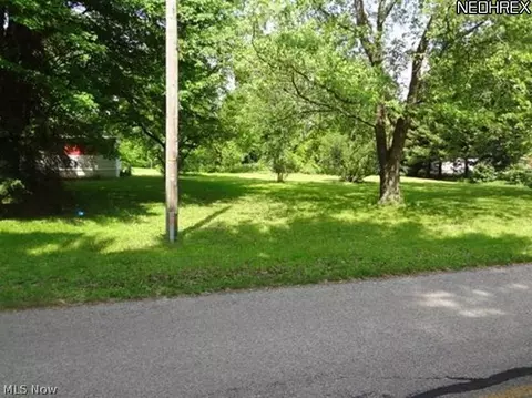 11615 Wright Rd, Berlin Heights, OH 44814 photo 2