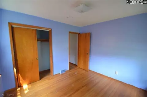 18907 Libby Rd, Maple Heights, OH 44137 photo 10