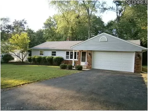 245 Eldridge Rd, Aurora, OH 44202 photo 1
