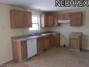 9585 State Route 700, Windham, OH 44288 photo 8