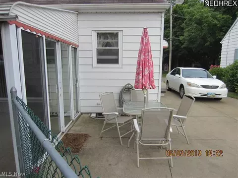 219 The Brooklands, Akron, OH 44305 photo 3