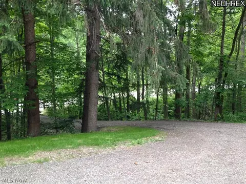 9763 Chardon Rd, Chardon, OH 44024 photo 6
