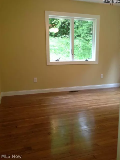9763 Chardon Rd, Chardon, OH 44024 photo 13