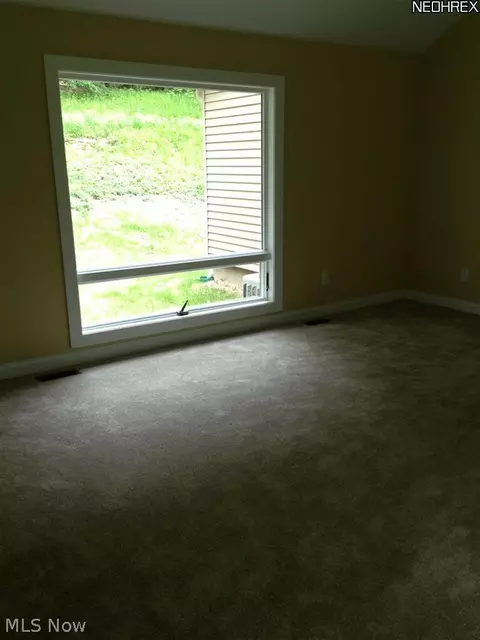 9763 Chardon Rd, Chardon, OH 44024 photo 16